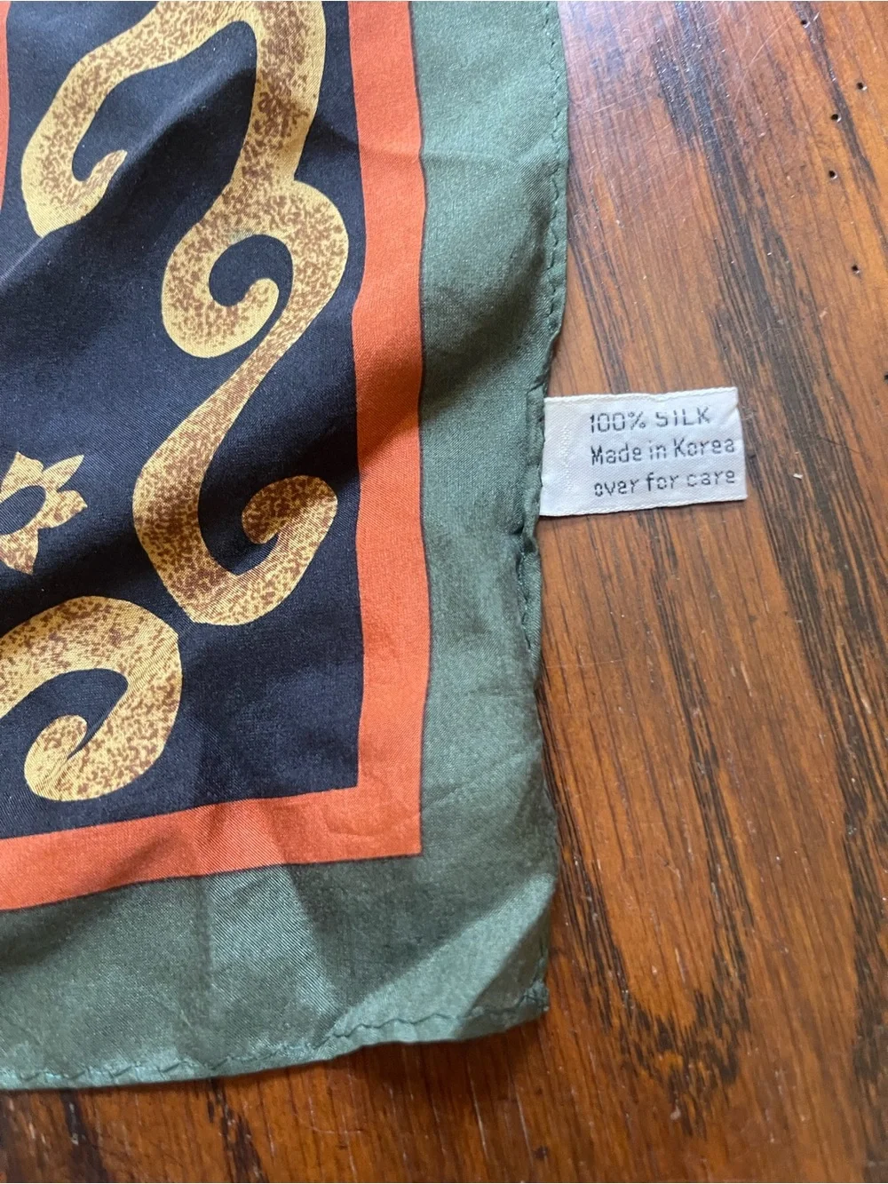 NEW YORK STUDIO 100% Silk Scarf Rectangle
